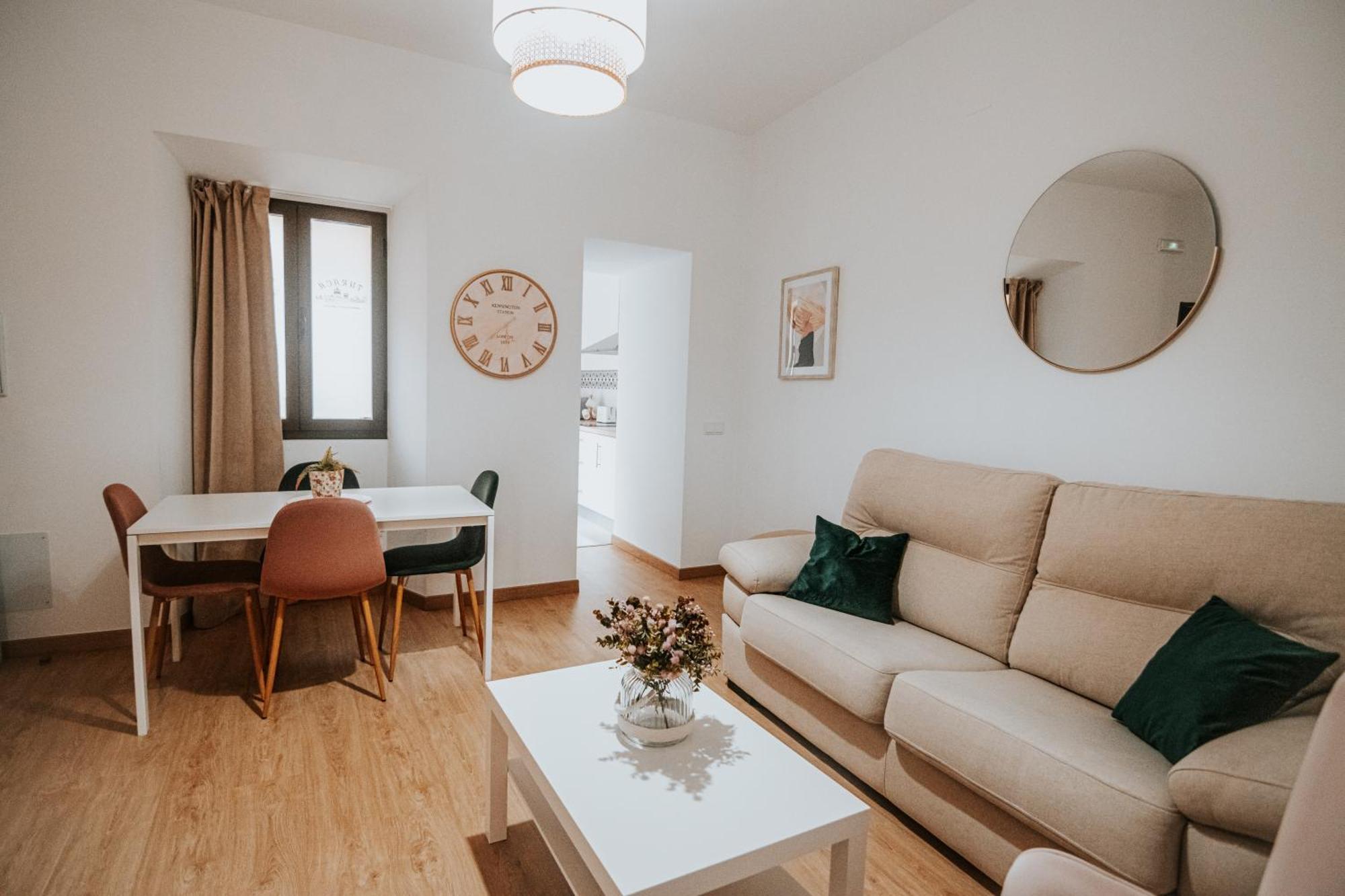 Apartamentos Turaca Trujillo Buitenkant foto